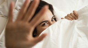 “Orgazm Olamıyorum”: Kadın Cinselliğinde Haz Engelleri ve Çözüm Yolları